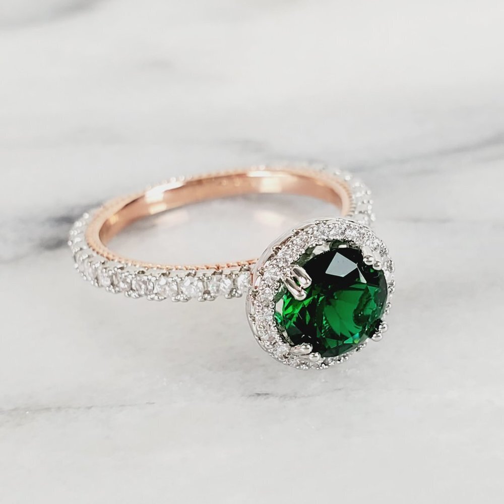 NEW Two Tone Round Emerald Diamond Halo Ring‎